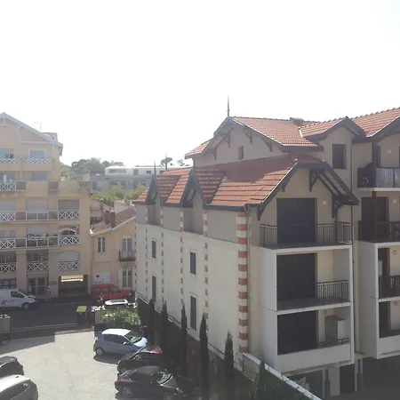 Hotell Villa-lamartine 3*