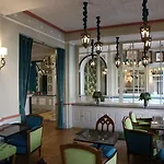 Villa-lamartine 3*