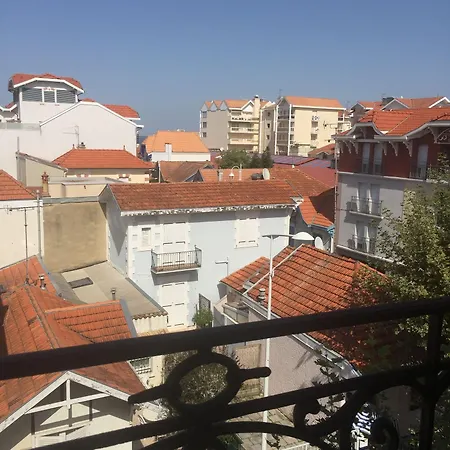 Hotel Villa-lamartine 3*