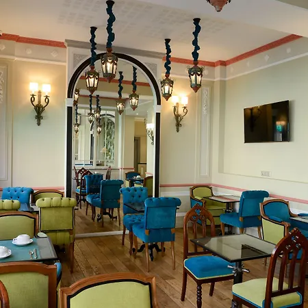 Ξενοδοχείο Villa-lamartine 3*